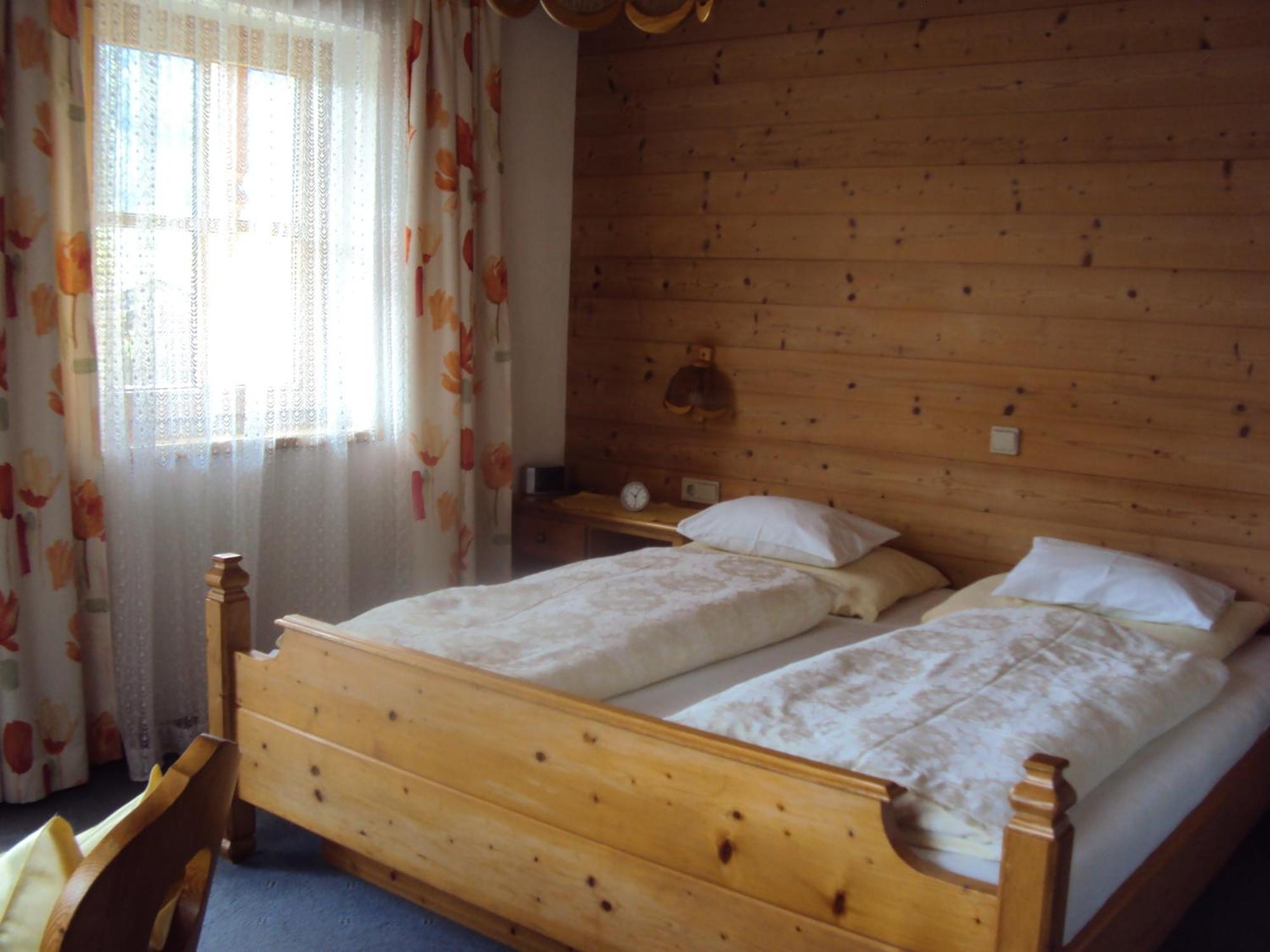 Hotel Haus Postfeld Alpbach Zimmer foto